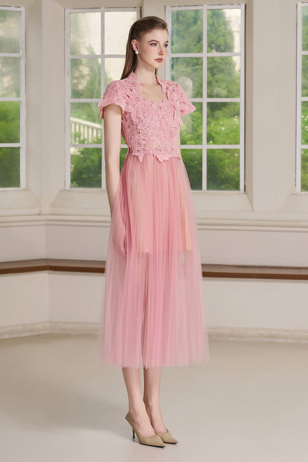 Niven Scallop Lace Midi Dress